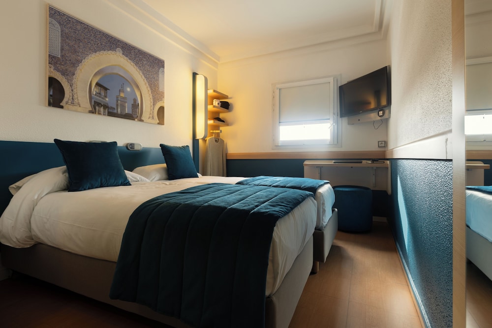 Standard Double Room - Photo 4