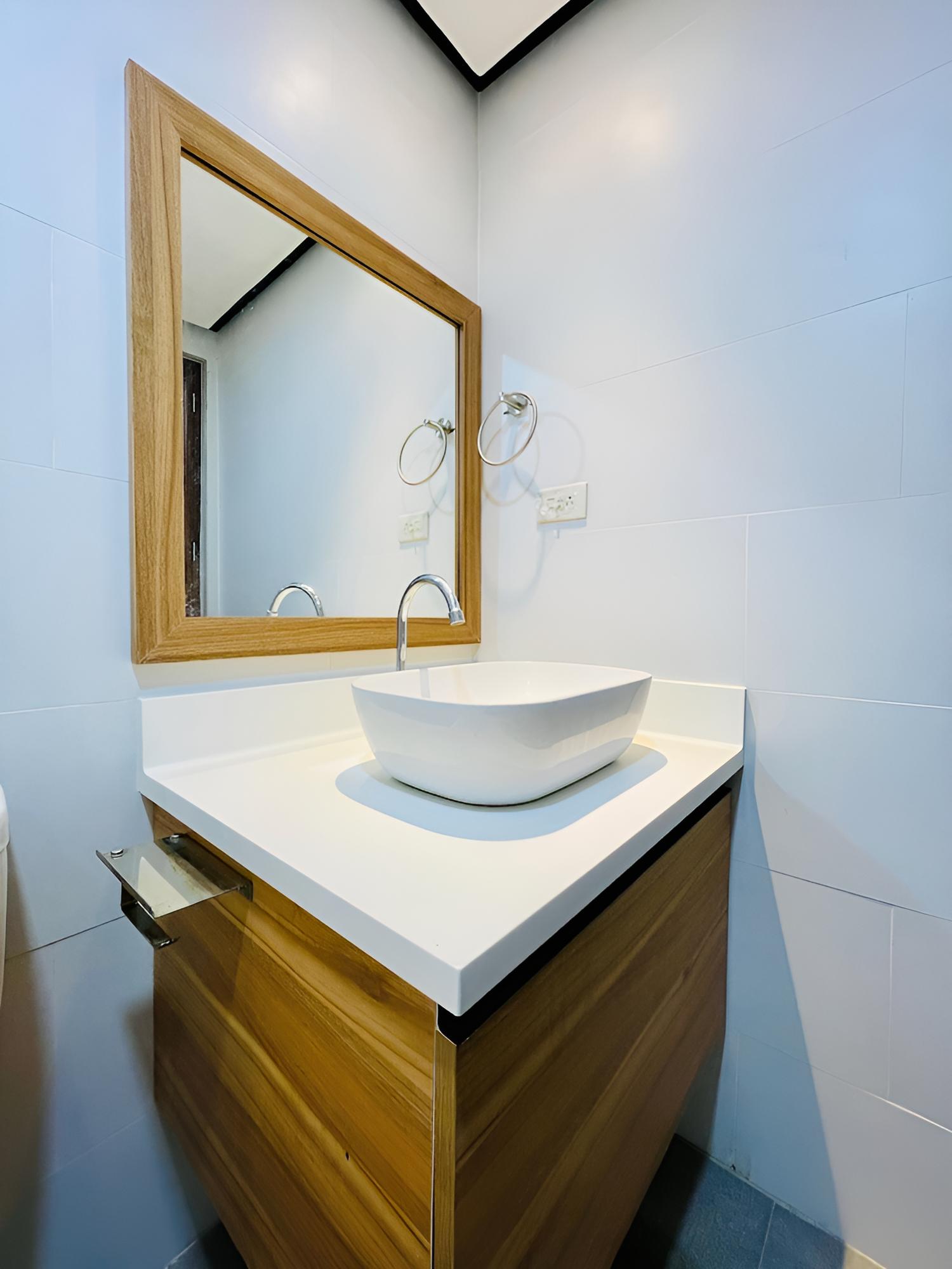 Standard Double Room - Photo 4