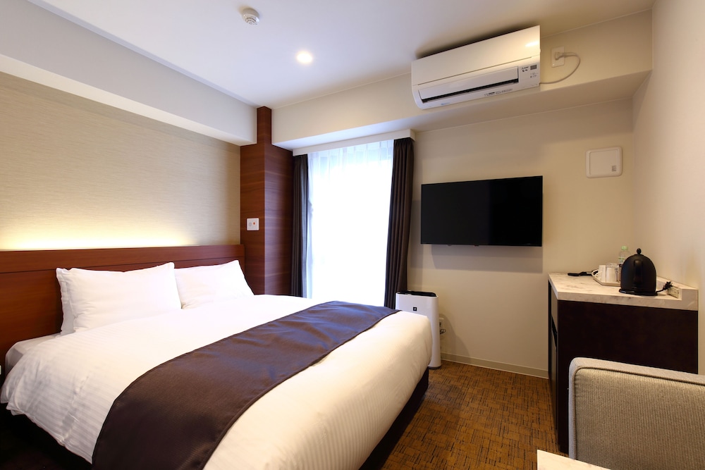 Standard Double Room (19sqm)
