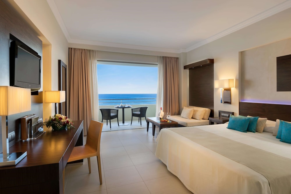 Superior Room, Sea View - Photo 1