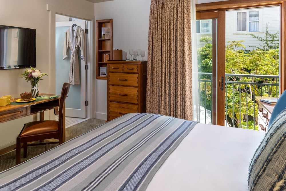 Garden View Rooms