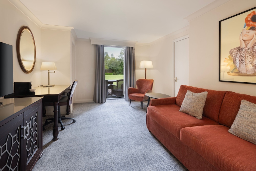Junior Suite, 1 King Bed - Photo 6