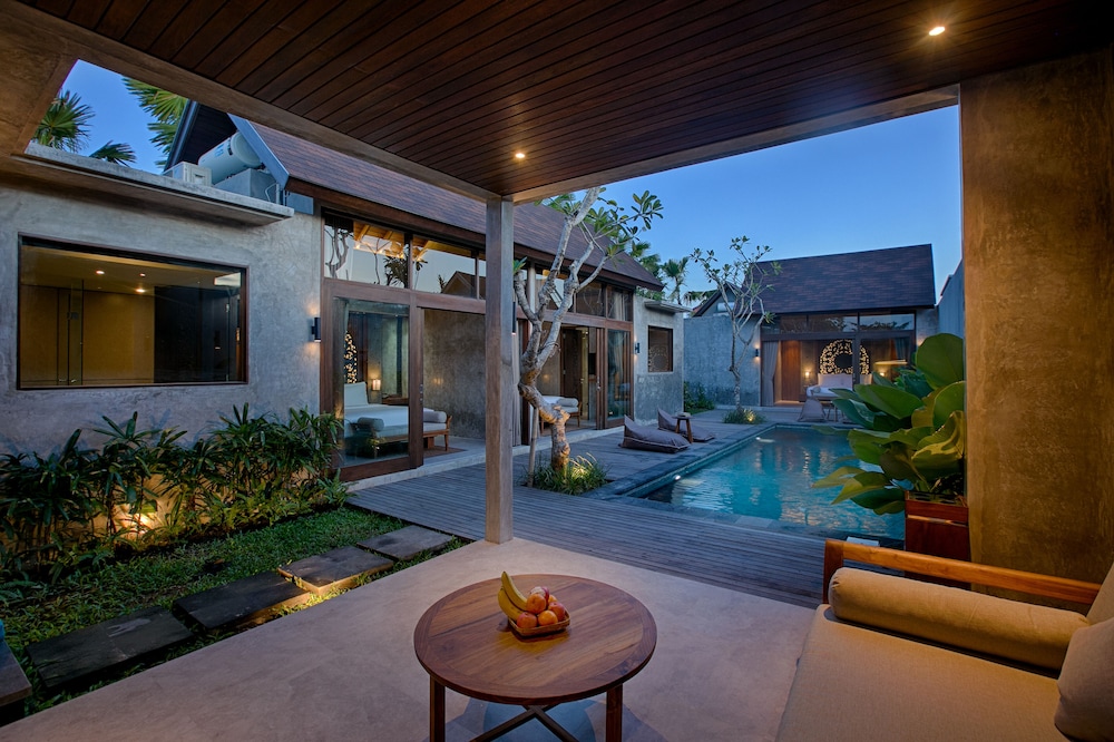 Three Bedroom Private Pool Villa thumbnail 6