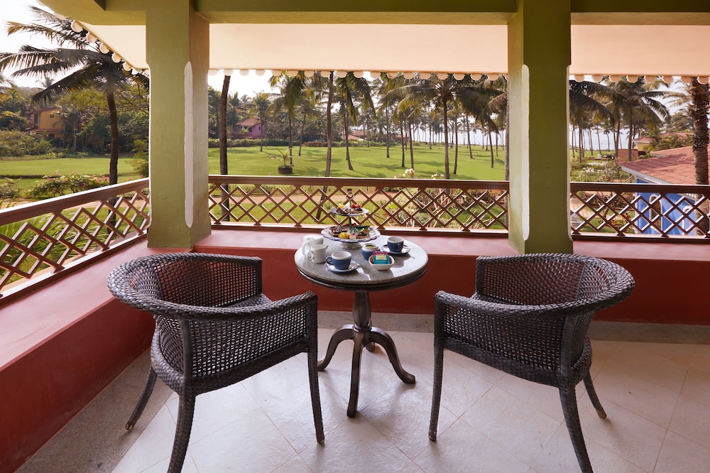 Luxury Room, 2 Twin Beds, Sea View - Photo 3