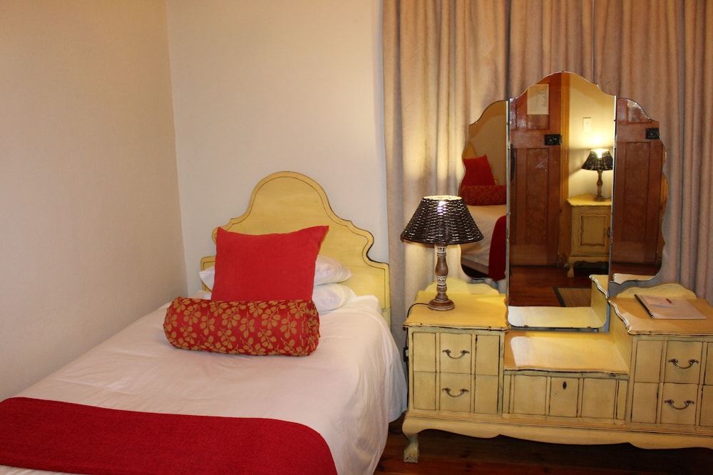 LUXURY ROOM 03 (IN MAIN HOUSE)