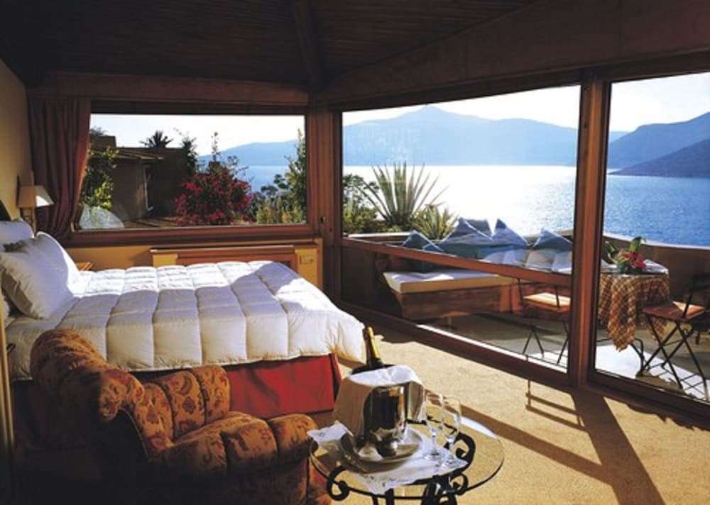 Mediterranean Terrace photo 1