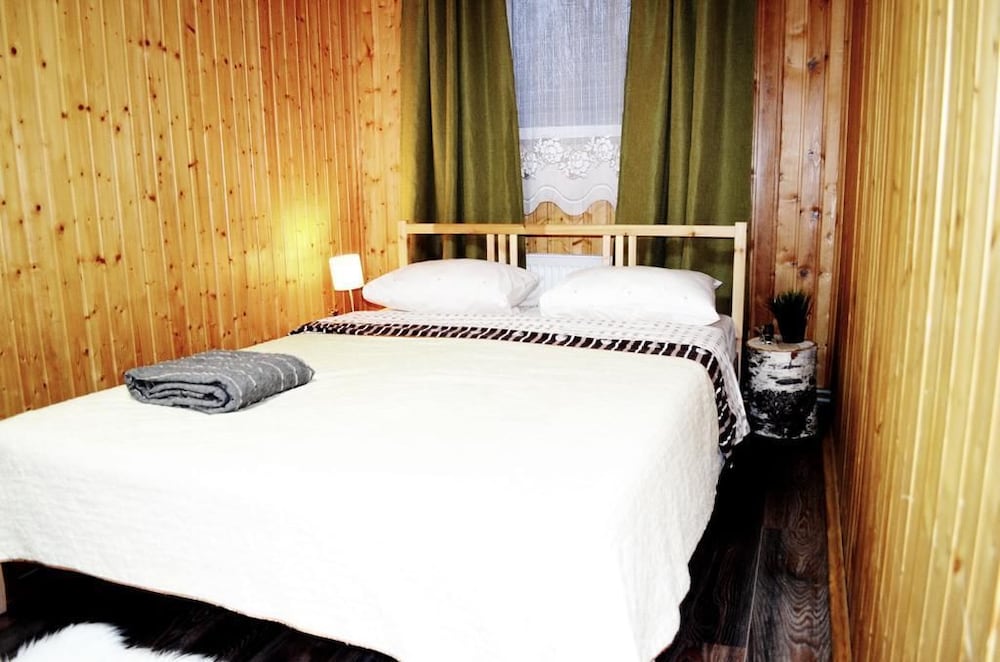 Traditional House, 2 Bedrooms photo 2