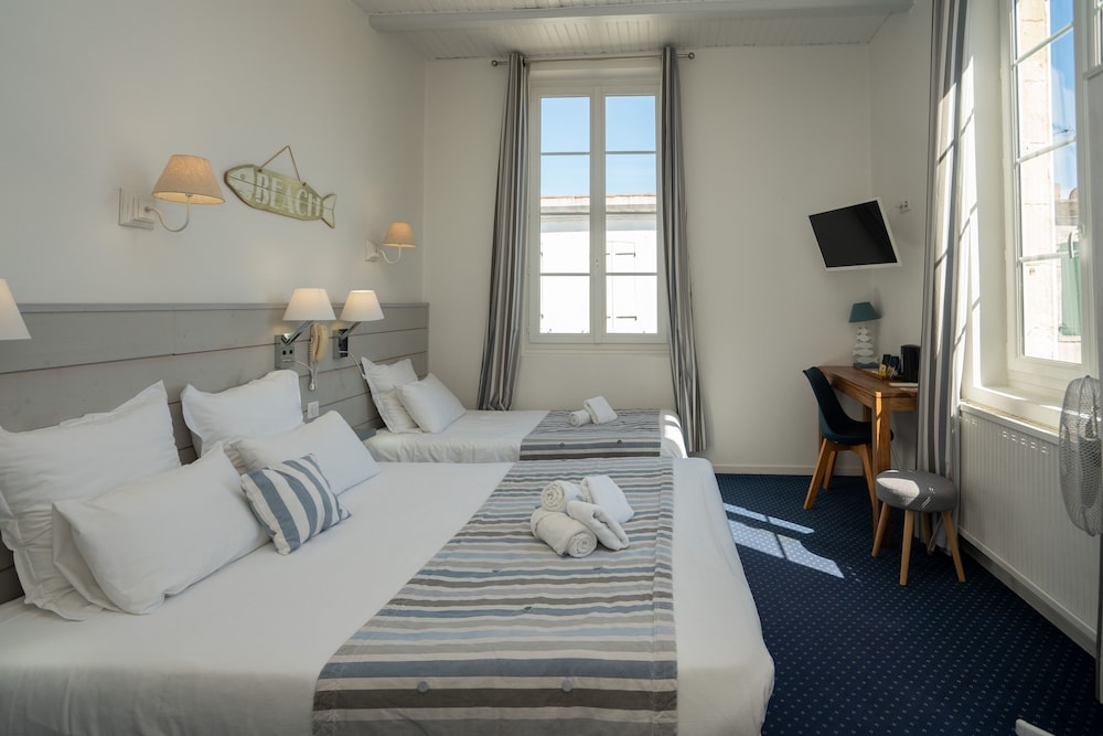 Comfort Triple Room