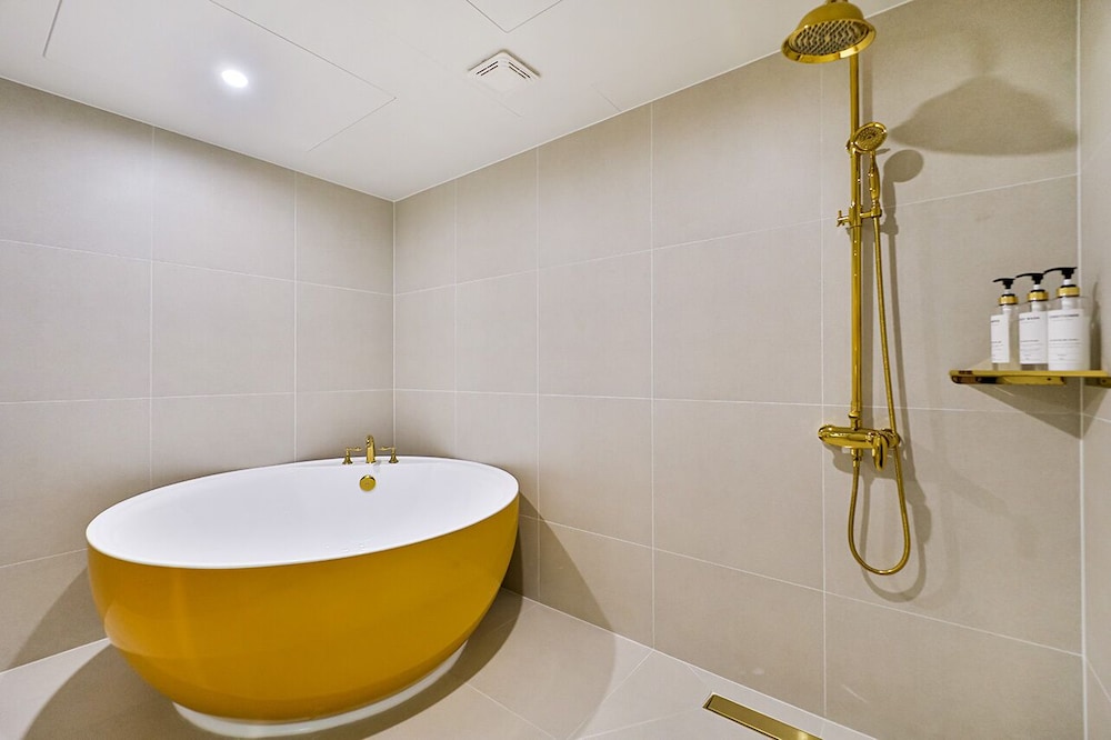 Premium Double Room - Photo 5