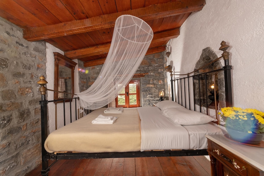 House, 1 Bedroom, Private Pool (Erato) - Photo 7