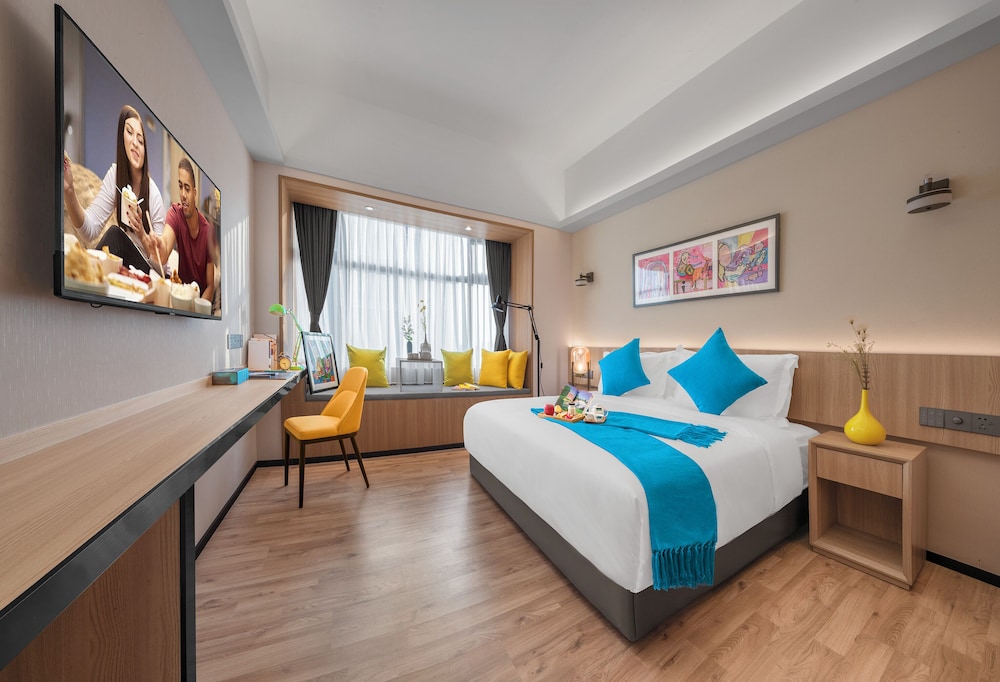 Signature Double Room, Garden View