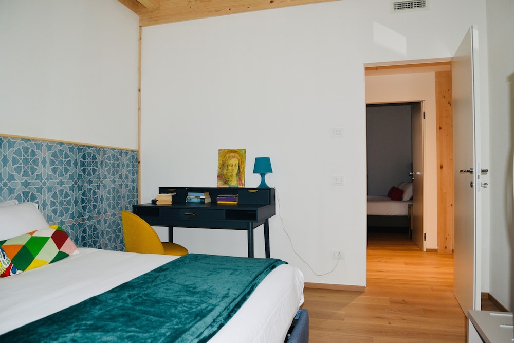 Economy Double or Twin Room, Courtyard View photo 3