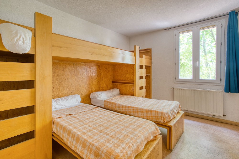 Basic Quadruple Room