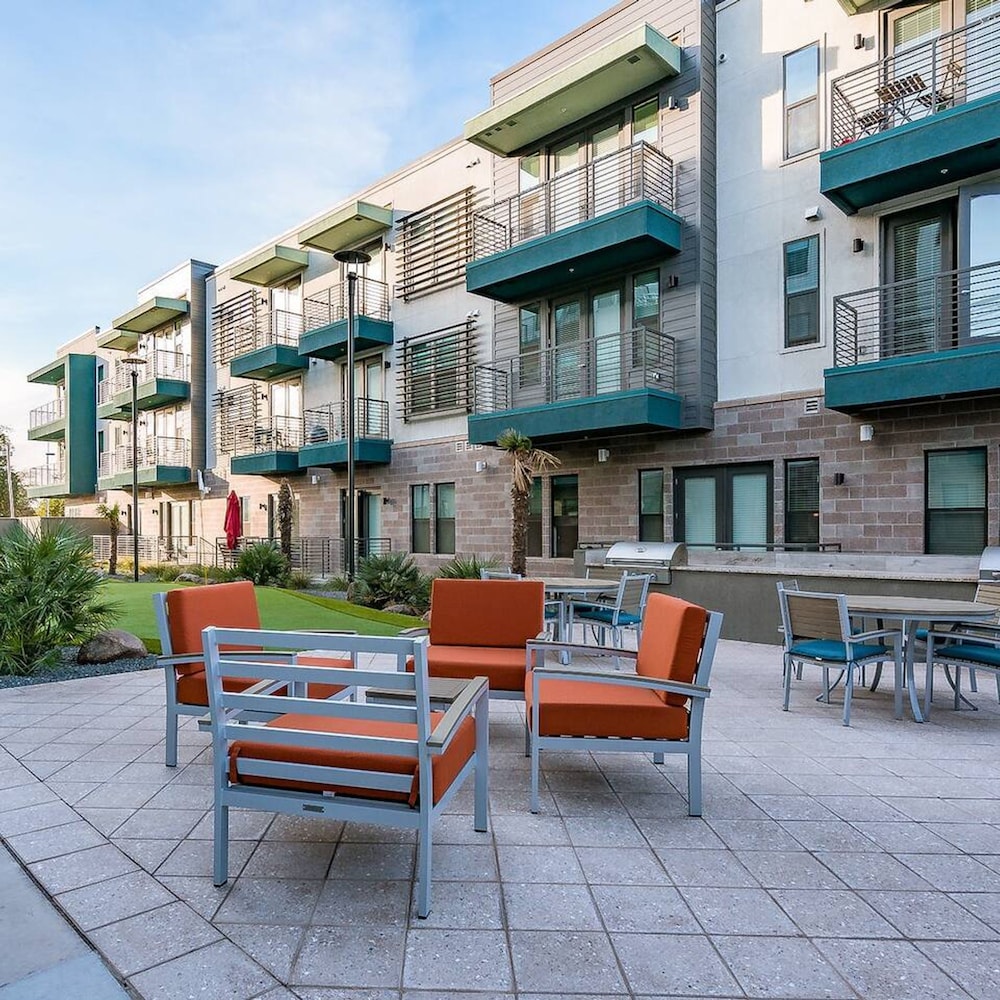 Modern 2BR Cozysuites on Town Lake Waterfront 03, Foto 50