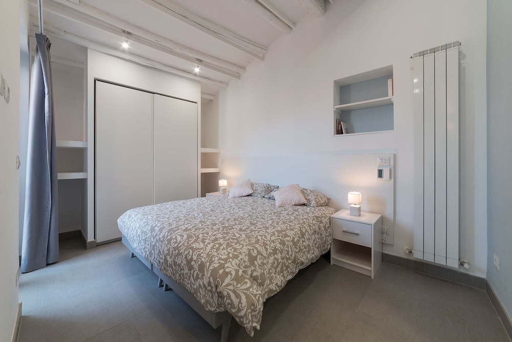 Deluxe Condo, 2 Bedrooms