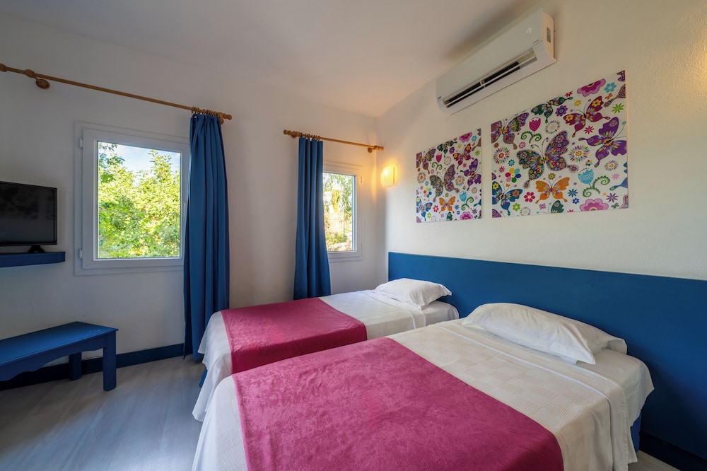 Family Bungalow, 2 Bedrooms photo 2