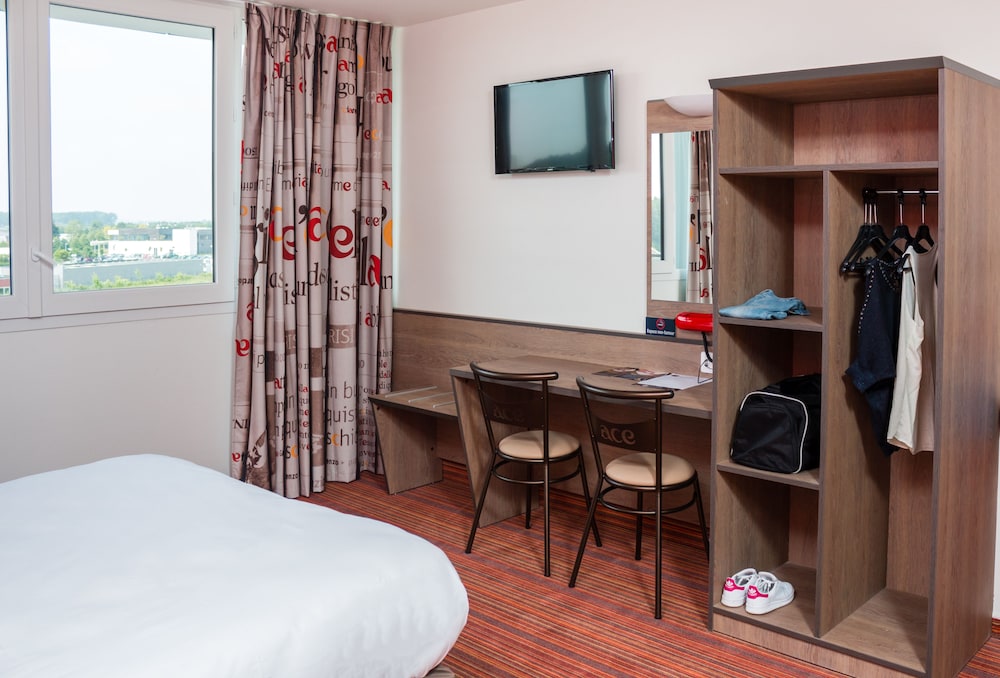 Standard Double Room photo 2