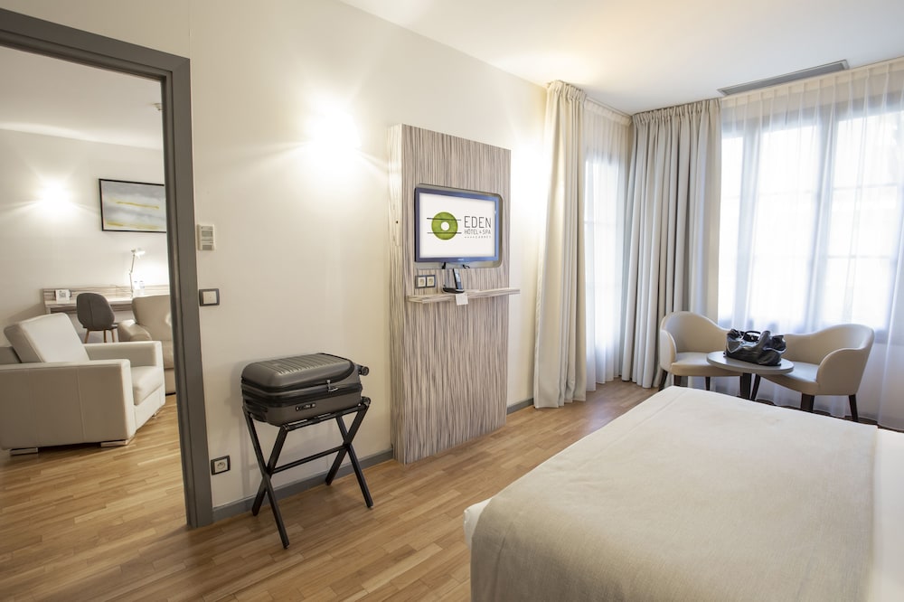 Junior Suite - Photo 2
