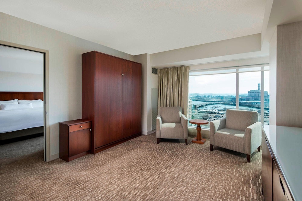 Executive Room, 1 Queen Bed, View