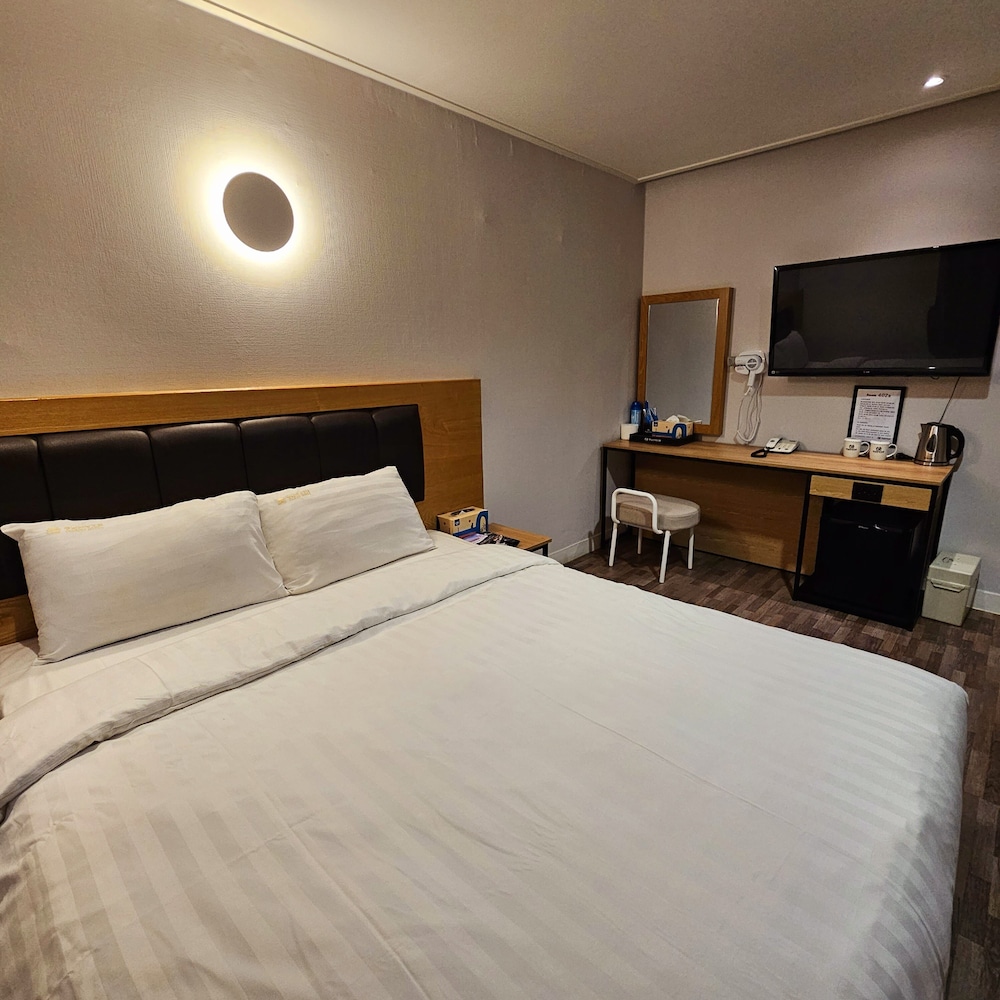 Standard Double Room photo 3