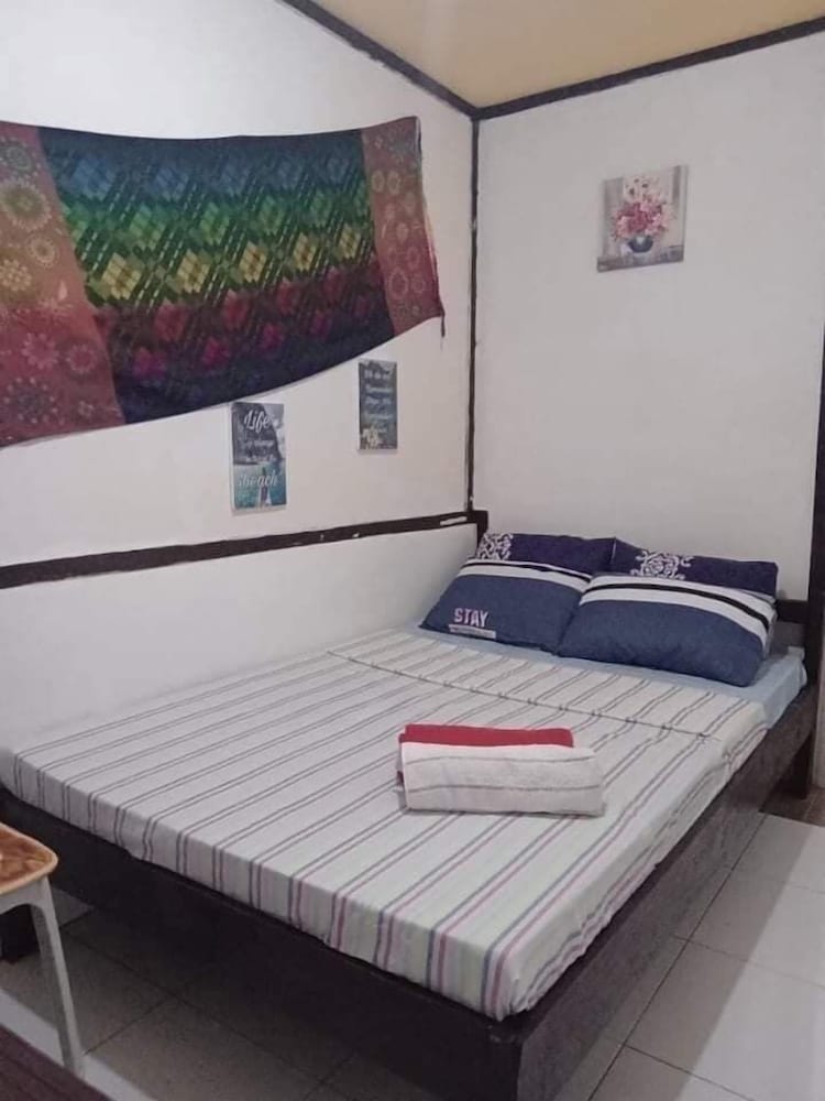 Standard Double Room, Private Bathroom - Photo 7