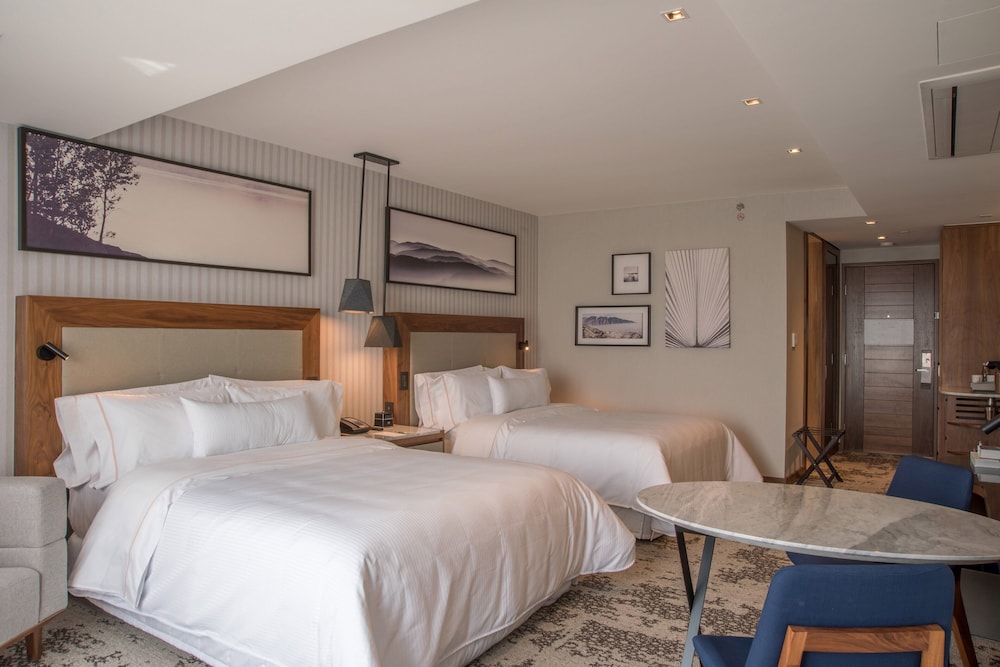 Premium Room, 2 Queen Beds, City View