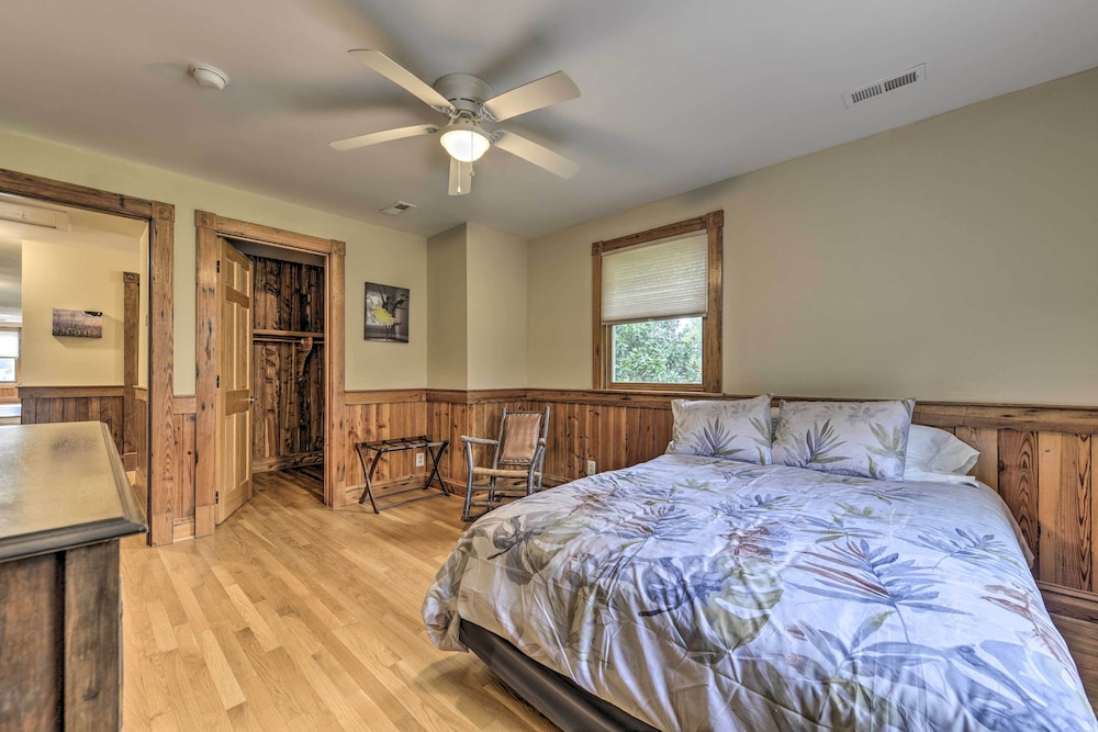 House (4 Bedrooms) photo 2