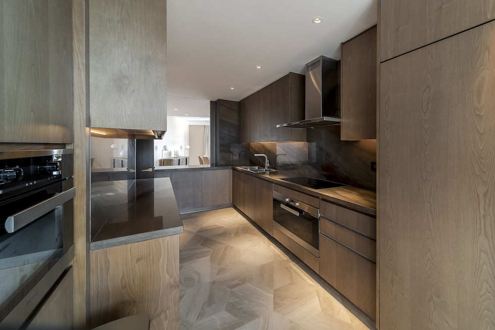 3 Bed | Xl Terrace Pool Suite, Including New Year Gala Dinner & Party thumbnail 6