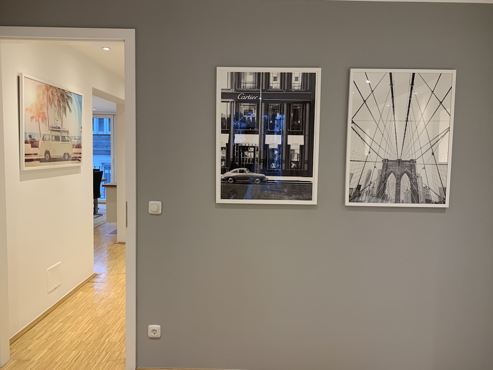 Luxury Apartment, 2 Bedrooms, Accessible, Balcony photo 2