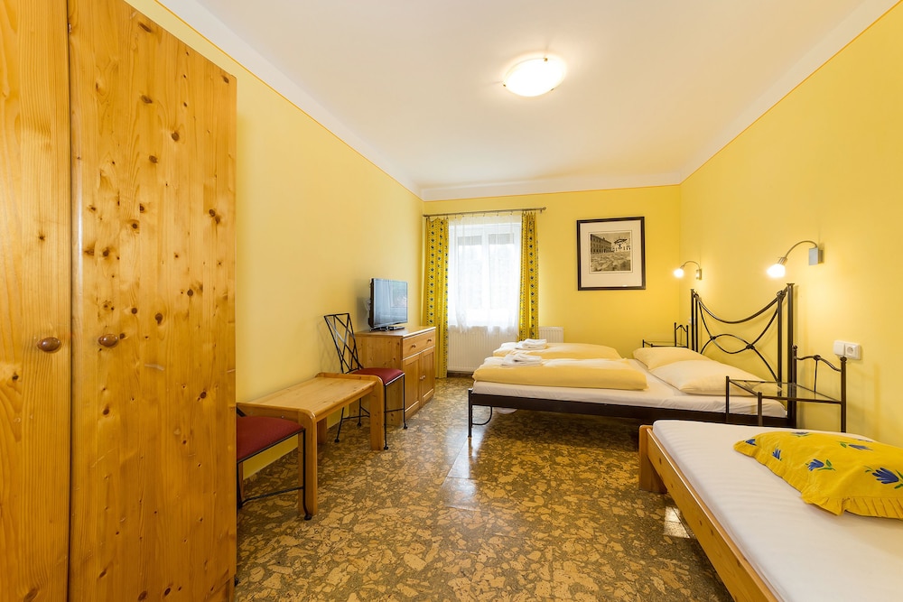 Standard Suite, 2 Bedrooms photo 3