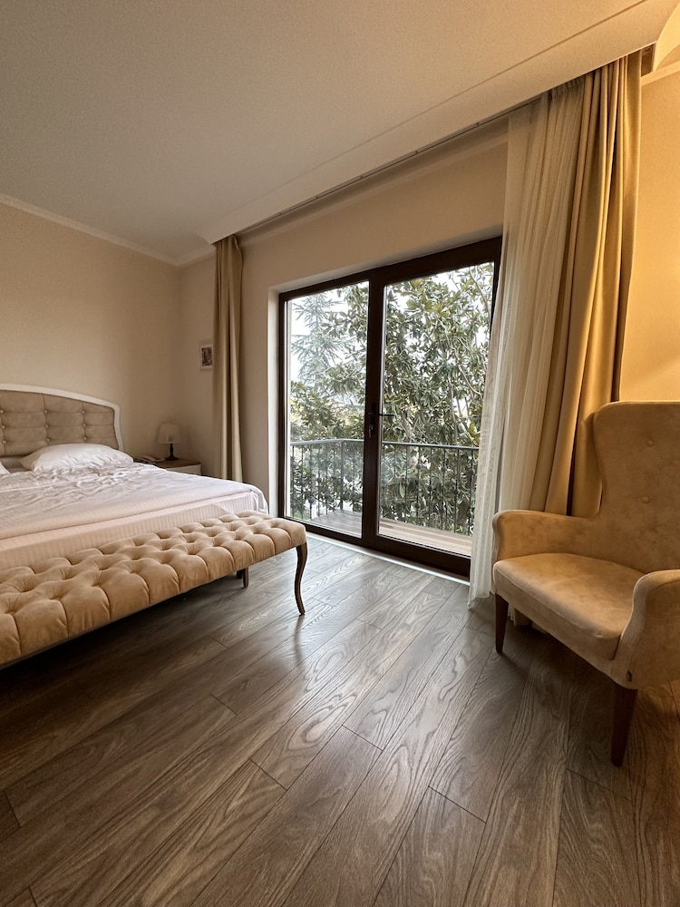 Exclusive Double Room, Balcony, City View