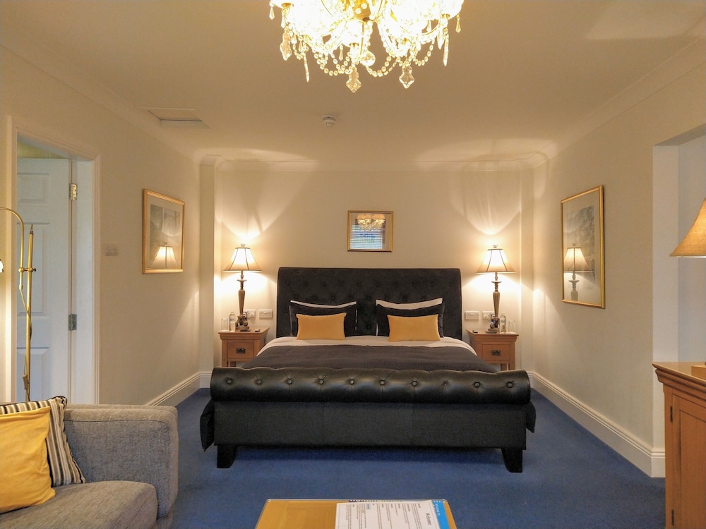 Gloucester Suite photo 1