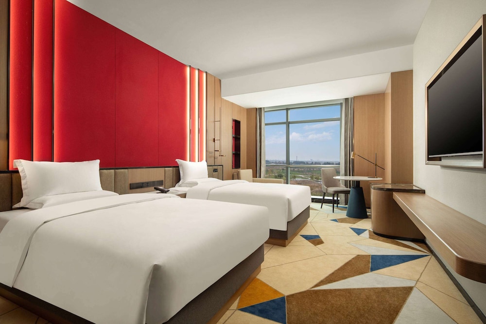 Executive Room, Multiple Beds, Non Smoking - Photo 1