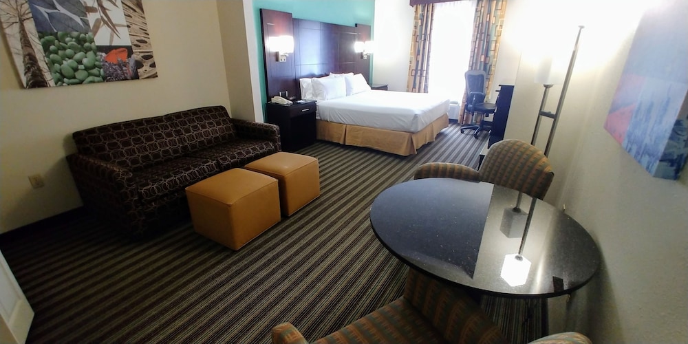 Standard Room, 1 King Bed - Photo 2