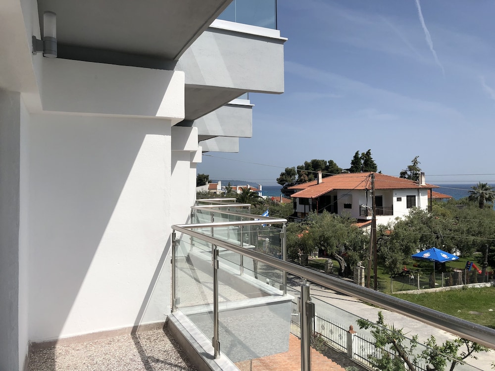 Comfort Apartment, 1 Double Bed with Sofa bed, Sea View photo 2