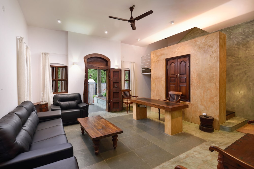 Villa - Photo 5