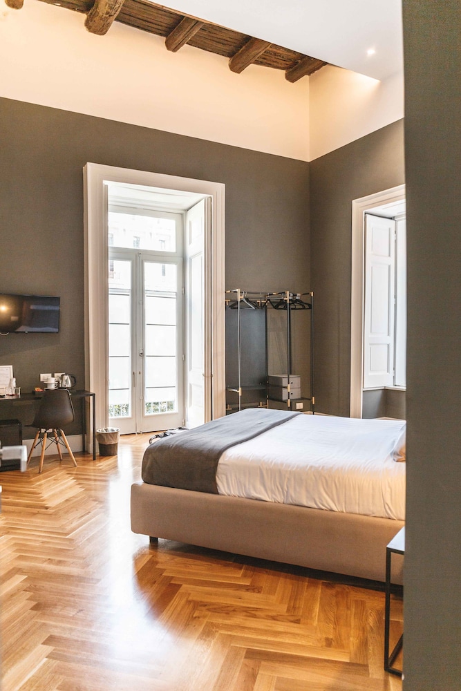 Junior Suite, Balcony, City View
