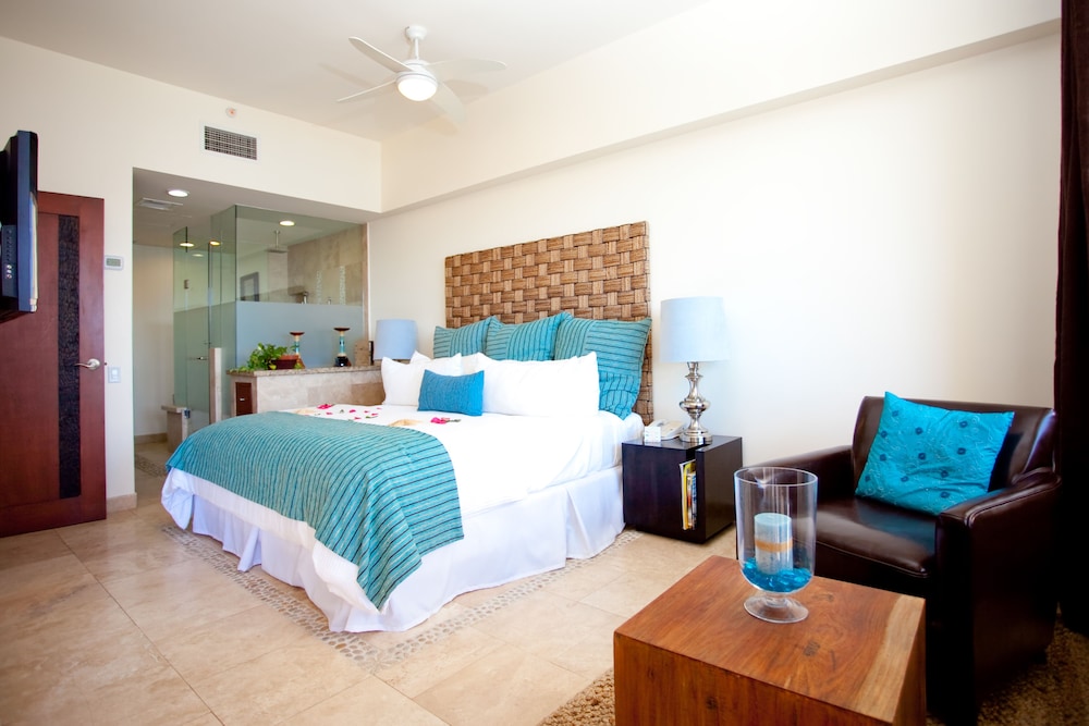 Executive Suite, 2 Bedrooms - Photo 2