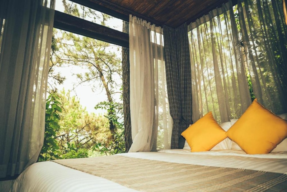 Deluxe Bungalow