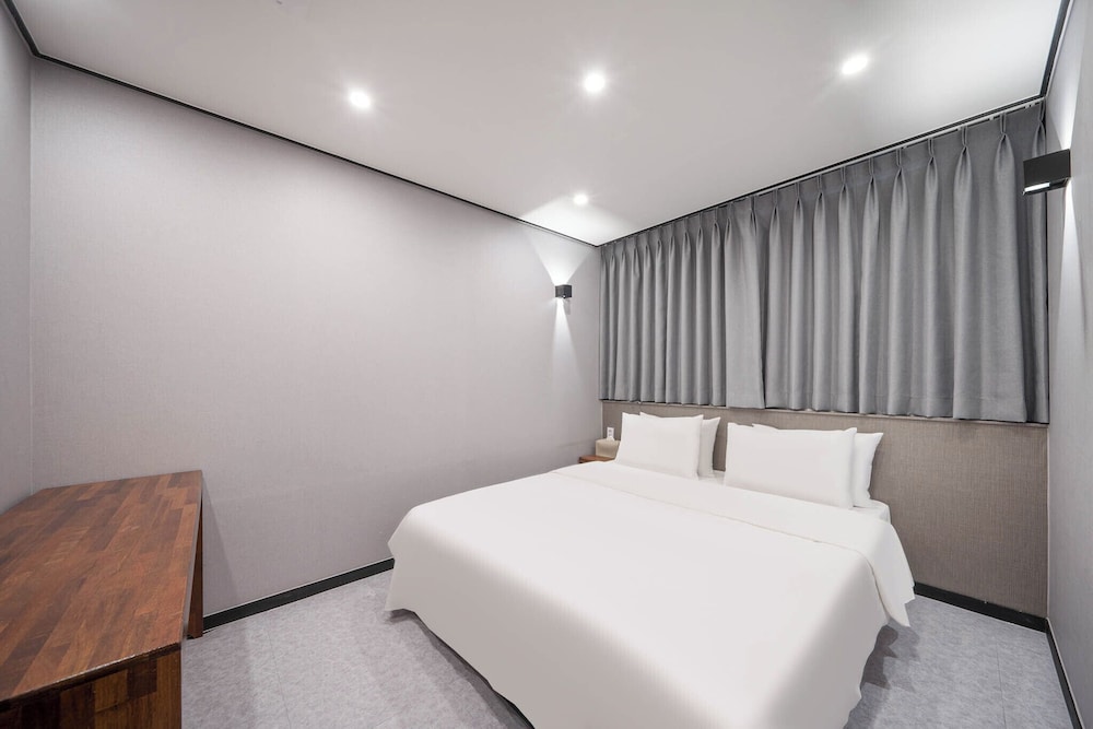 Double Room (2 Rooms), Ocean View photo 2