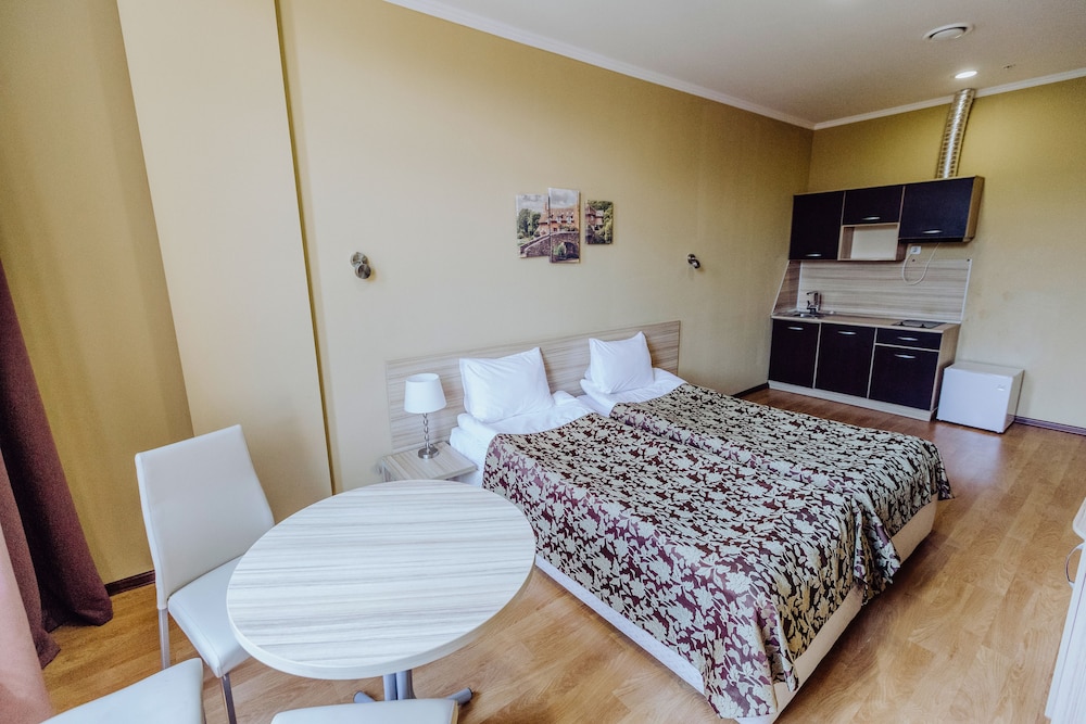 Family Apartment, 2 Bedrooms, Mountain View