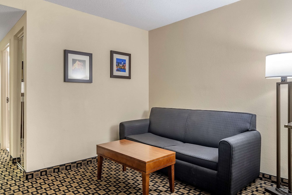 Suite, Non Smoking - Photo 3