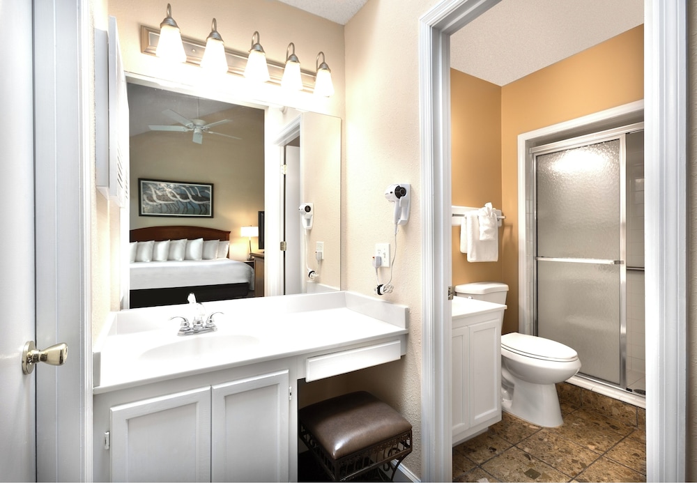 Townhome, 2 Bedrooms photo 2