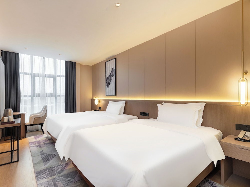 Business Twin Room, City View