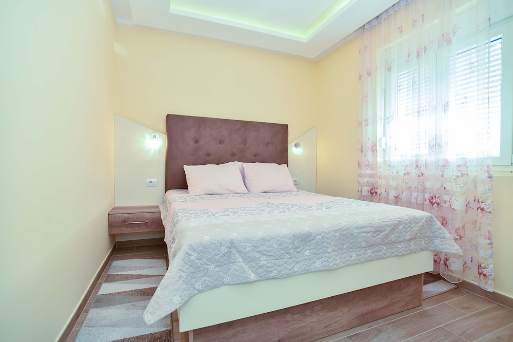 Superior Apartment photo 2