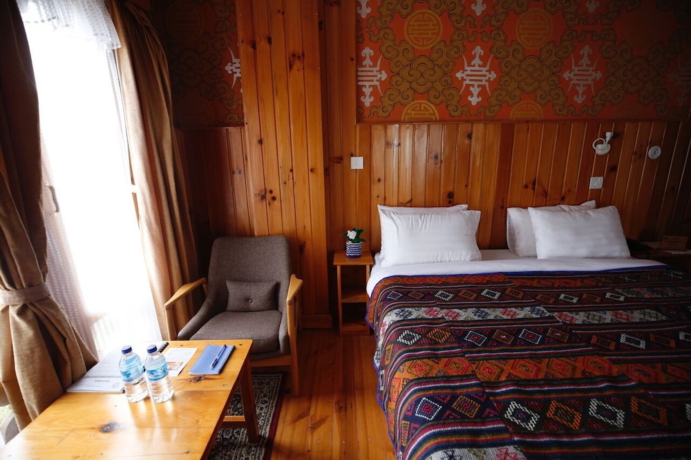 Standard Double or Twin Room, Mountain View