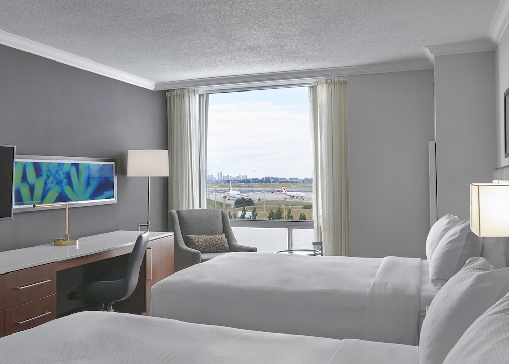 Room, 2 Double Beds, Accessible (Roll-In Shower) - Photo 3