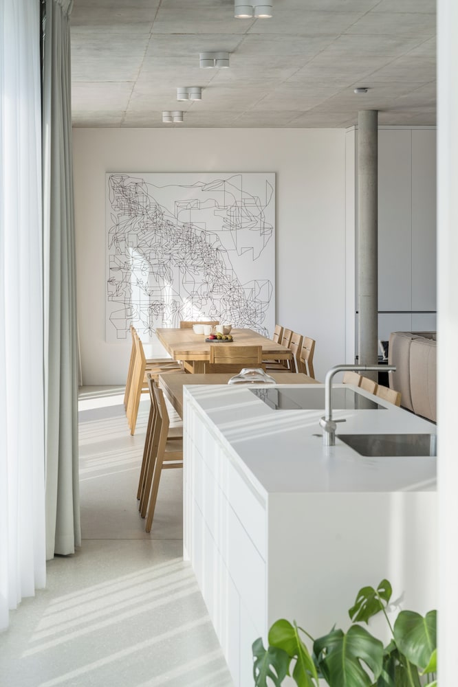 Luxury Penthouse, 2 Bedrooms, Terrace, Garden View (Penthouse 246) photo 3