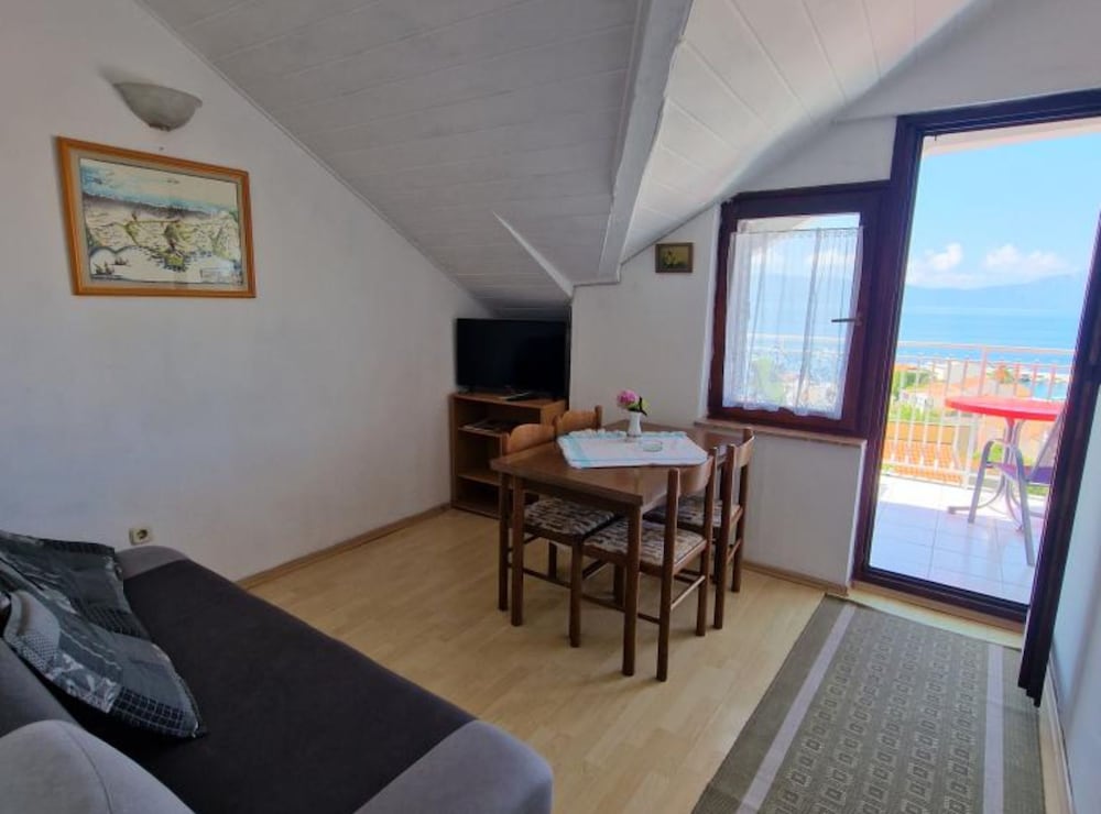 Apartment (Two Bedroom Apartment with Terrace an)