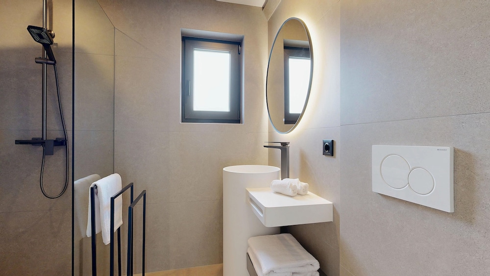 Signature Apartment, Multiple Beds, Mountain View photo 2